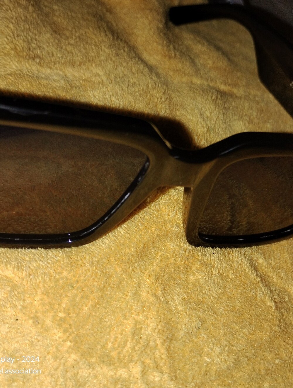 Louis Vuitton Black Sunglasses with Gold LV Logo Accent Does Not Come W Box , - Picture 8 of 11